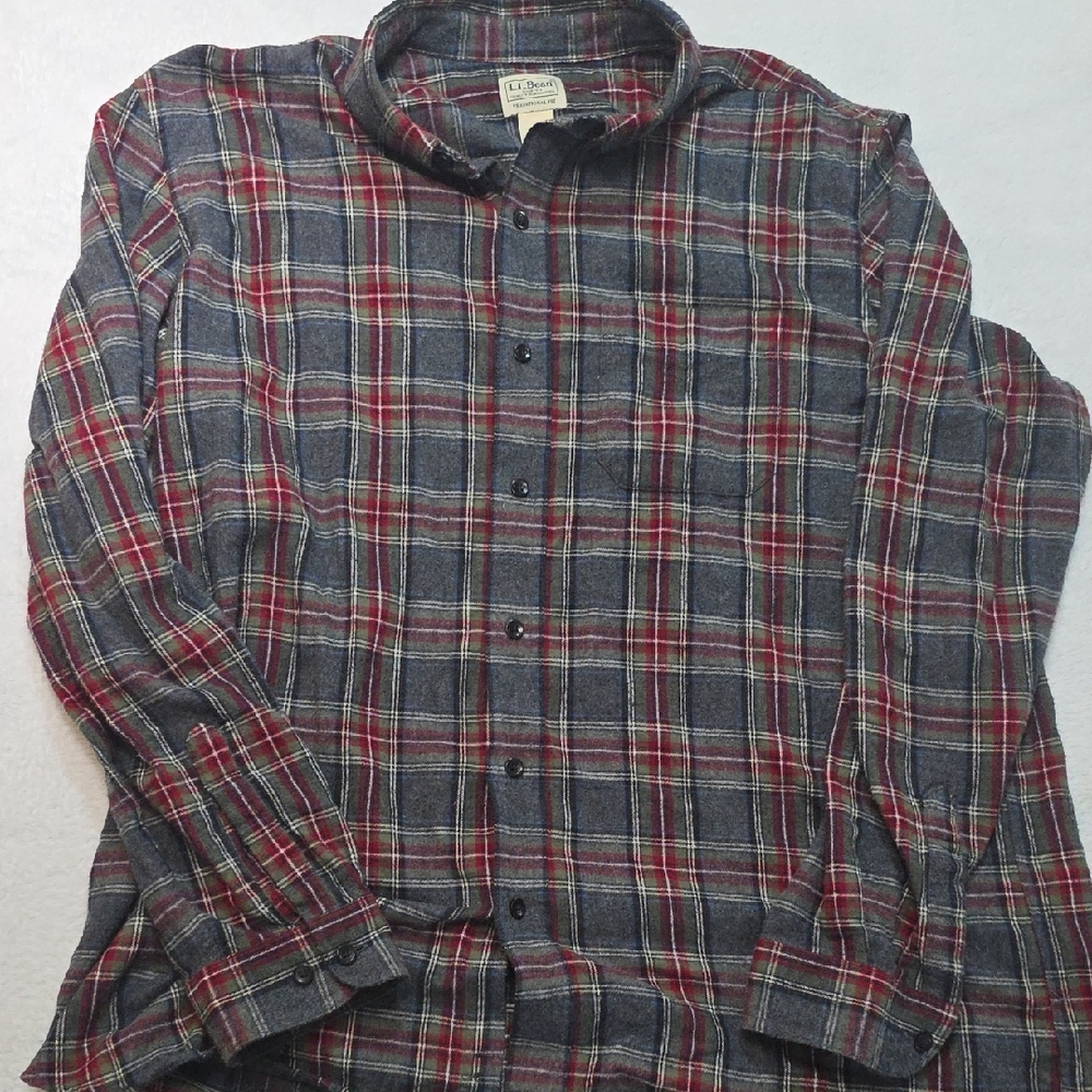 L.L. Bean Men's Plaid Shirt - Red, Gray, and Blue